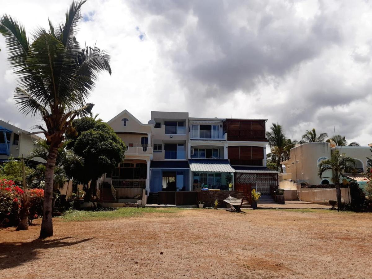 La Falaise Sea Front Villa Flic en Flac Exterior photo